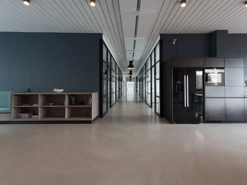 Commercial & Corporate