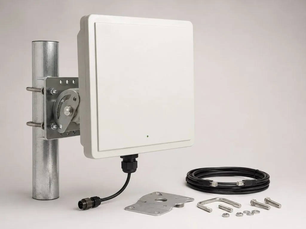 Long-Range UHF RFID Vehicle Gate Reader - Product view