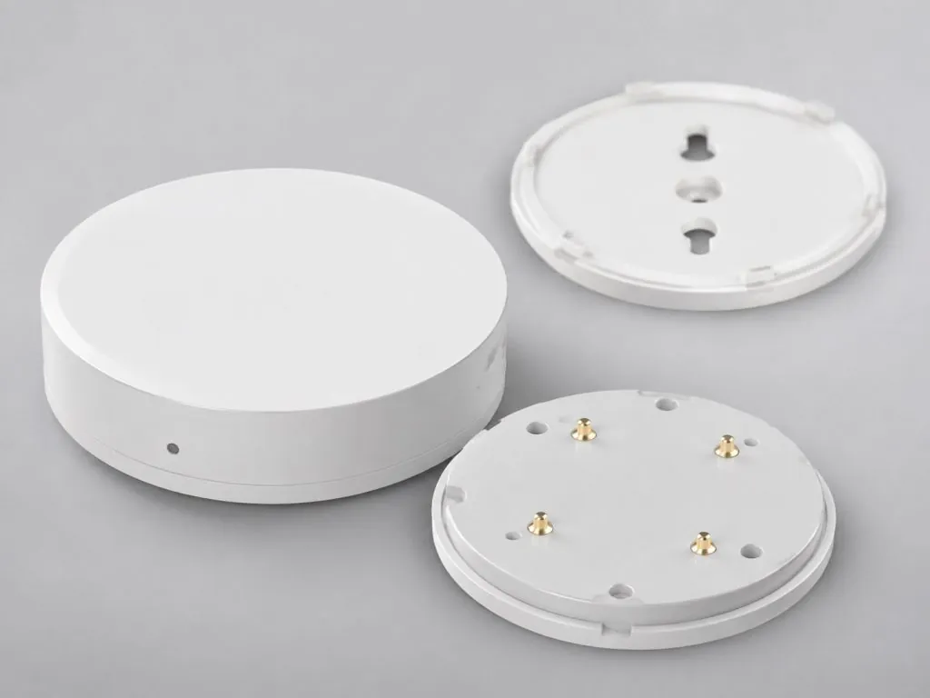 Smart Wireless Flood & Water Leak Sensor - Product view